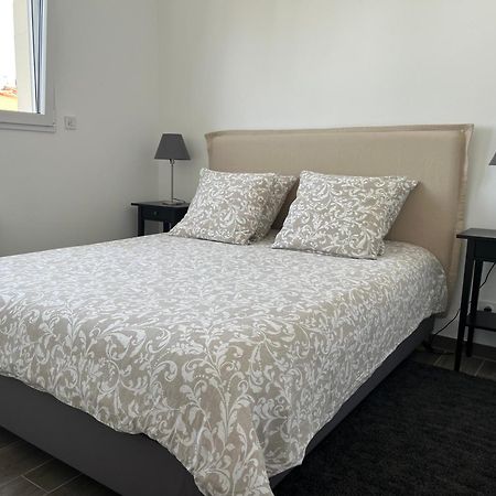 Residence Des Tilleuls Proximite Plage Et Commerces Royan Luaran gambar